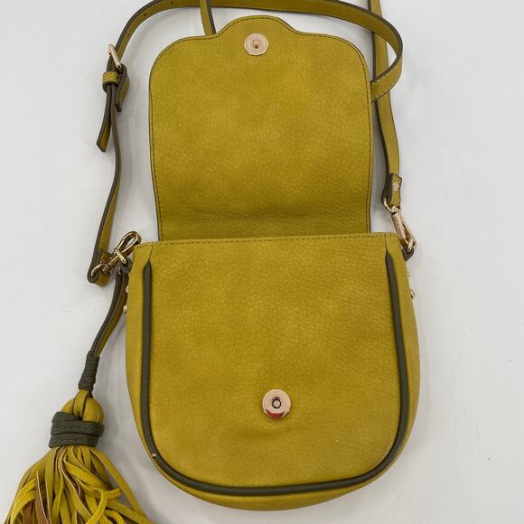Steve Madden Mustard Yellow Leather with Tassel Crossbody Purse Bag - Picture 6 of 13